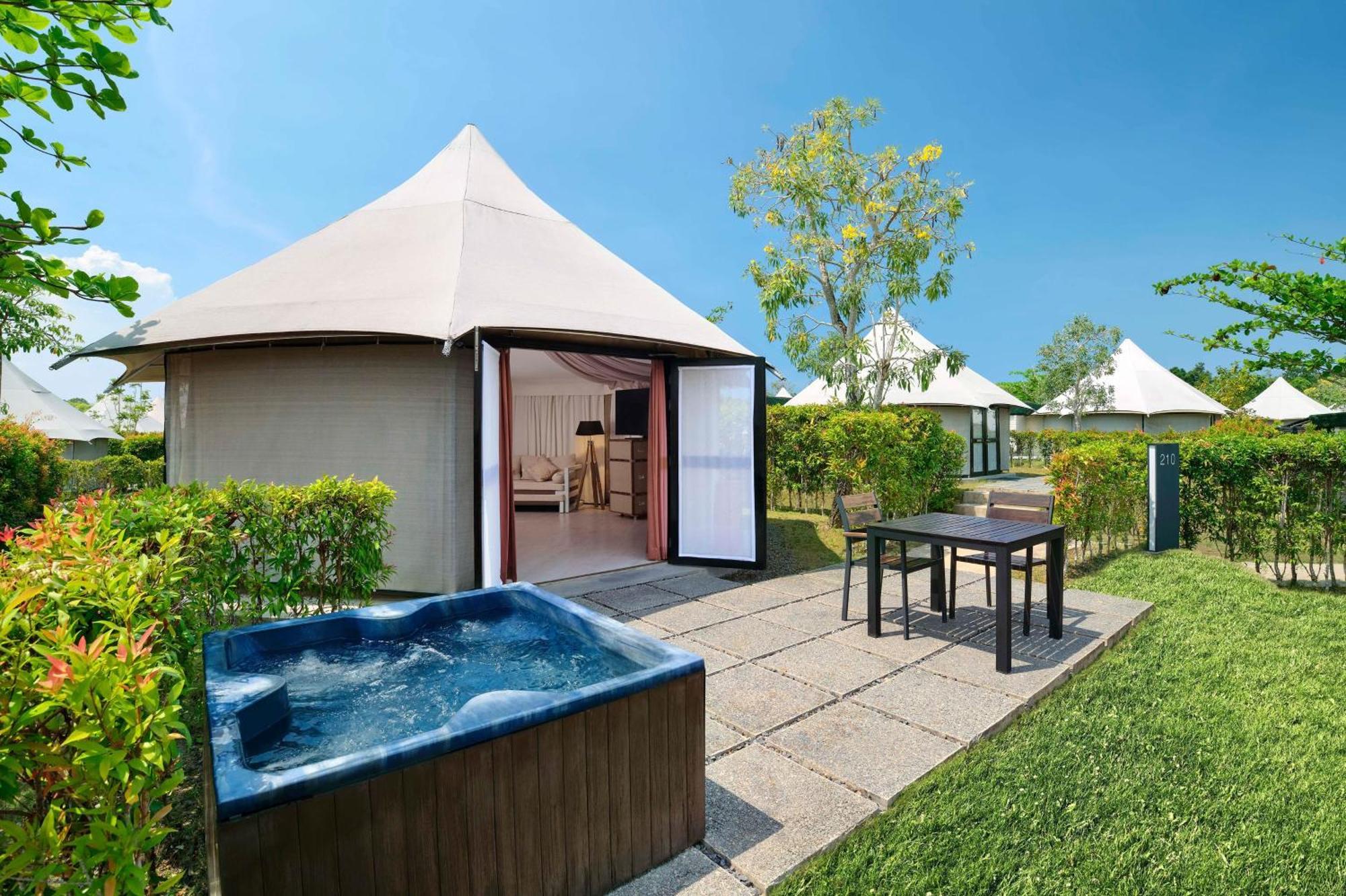 Natra Bintan, A Tribute Portfolio Resort Lagoi Exterior foto